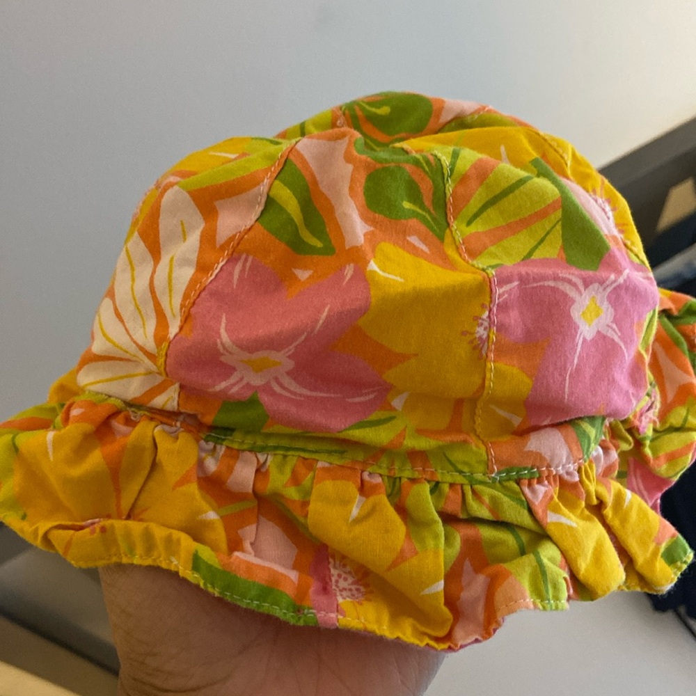 The Children’s Place Ruffled Bucket Hat Baby Girl Reversed